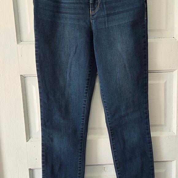 Vylette Woman's Blue Jeans size 5/27W - Picture 3 of 8